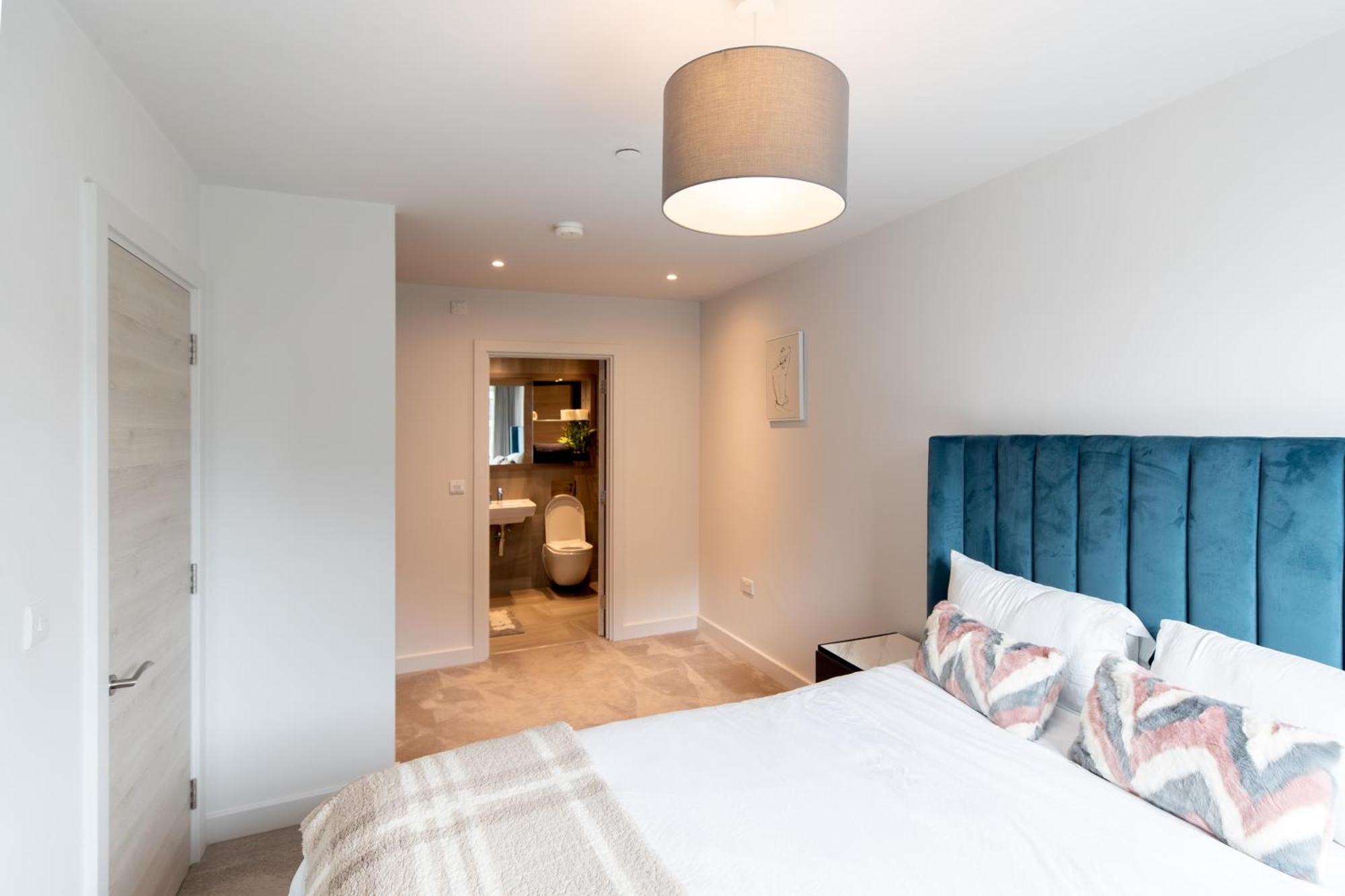 Modern 2 Bedroom City Centre Apartment W Balcony Manchester Extérieur photo