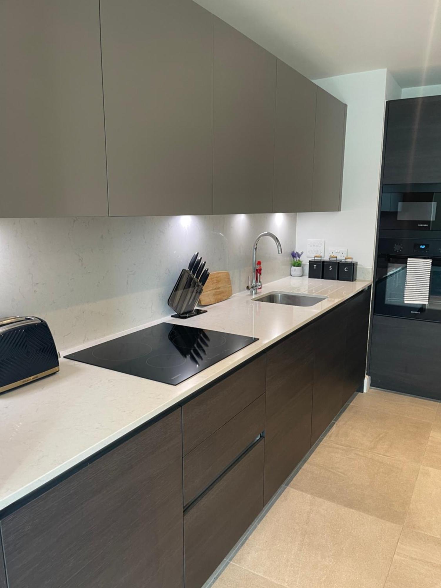 Modern 2 Bedroom City Centre Apartment W Balcony Manchester Extérieur photo
